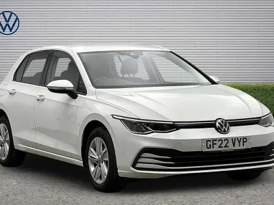 Used VW Golf VIII Life 110 HP (80 kW) 2022 Hatchback