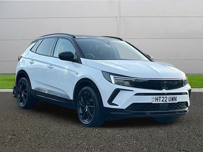 Used Vauxhall Grandland X SRi 131 HP (96 kW) 2021 White SUV