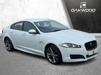 Gebraucht Jaguar XF R-Sport 200 PS (147 kW) 2015 Weiß Limousine