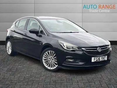 Used Vauxhall Astra Elite 150 HP (110 kW) 2016 Black Hatchback