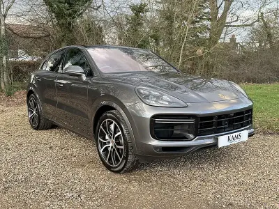 Used Porsche Cayenne Turbo 550 HP (404 kW) 2019 Grey SUV