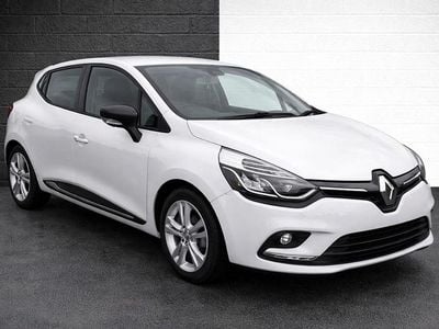 Used Renault Clio IV Dynamique 2014 White Hatchback