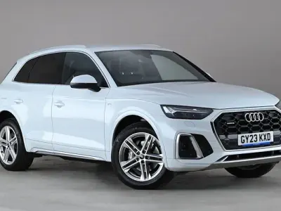Begagnad Audi Q5 S-Line 204 HK (150 kW) 2023 Vit SUV