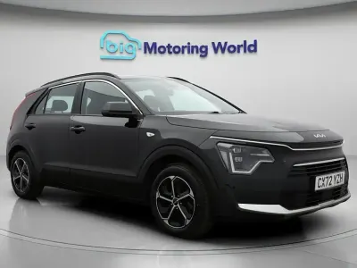 Usado Kia Niro 139 HP (102 kW) 2023 Preto SUV