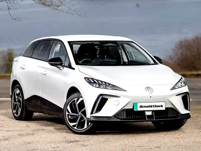 New MG MG4 EV 169 kW (231 HP) 2026 White Hatchback