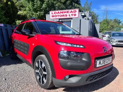 Used Citroën C4 Cactus Flair 98 HP (72 kW) 2018 Red Hatchback
