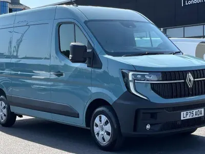 New Renault Master 170 HP (125 kW) 2026 MPV