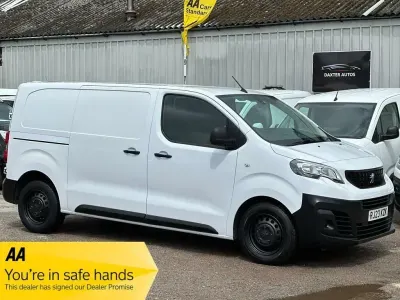 Second-hand Peugeot Expert Premium 2023 Alb Van