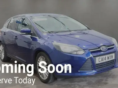 Used Ford Focus Zetec 2014 Blue Hatchback