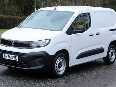 White Used 2024 Vauxhall Combo S Van | £13,500 (Good price)