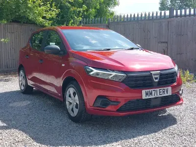 Used Dacia Sandero Essentiel 67 HP (49 kW) 2022 Red Hatchback