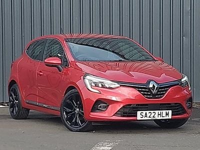 Red Used 2022 Renault Clio V SE Hatchback | £14,698 (Fair price)