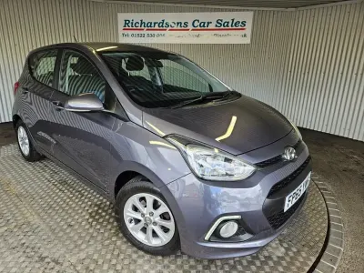 Käytetty Hyundai i10 Premium 2015 Harmaa Viistoperä
