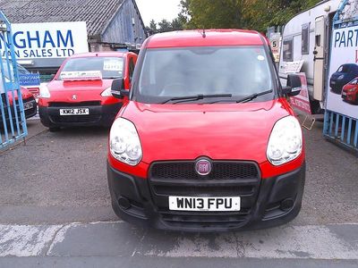 Red Used 2013 Fiat Doblò MPV | £3,695 (Fair price)