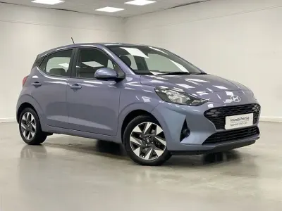 Käytetty Hyundai i10 Advanced 2024 Sininen Viistoperä