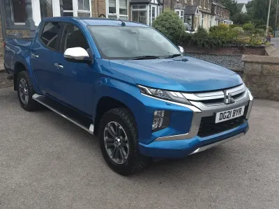 Used Mitsubishi L200 150 HP (110 kW) 2021 Blue Pickup