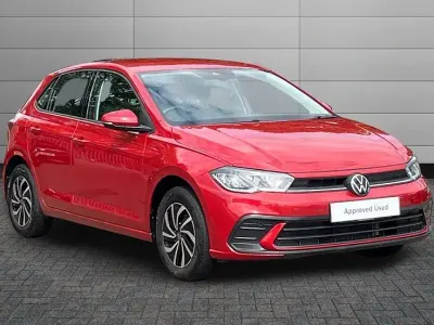 Used VW Polo Life 95 HP (69 kW) 2024 Kings red Hatchback