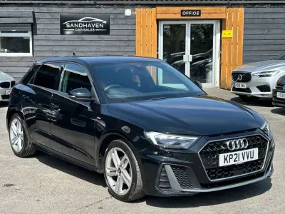 Begagnad Audi A1 S-Line 150 HK (110 kW) 2021 Svart SUV