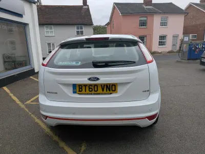 Used Ford Focus Sport 99 HP (72 kW) 2011 White Hatchback