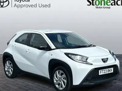 Used Toyota Aygo X PURE 72 HP (52 kW) 2025 SUV