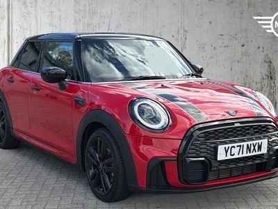 Begagnad Mini Cooper Hatch 134 HK (98 kW) 2021 Röd Halvkombi