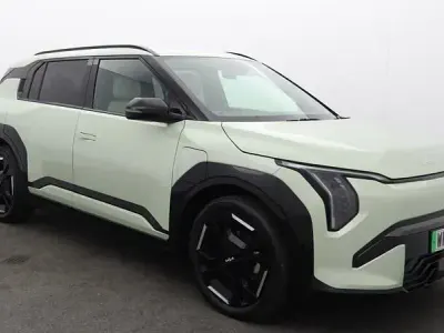 Usado Kia EV3 GT-Line 150 kW (204 CV) 2025 Verde SUV