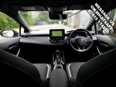 Used Toyota Corolla Sport 184 HP (135 kW) 2021 Silver Hatchback
