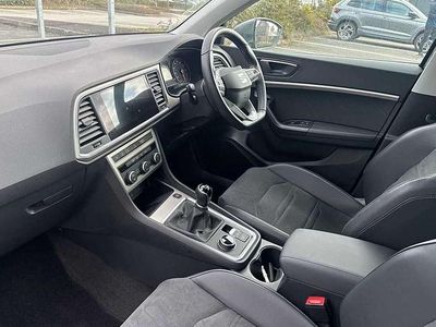 Begagnad Seat Ateca Xperience 150 HK (110 kW) 2022 Grå SUV