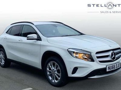 Mercedes GLA200