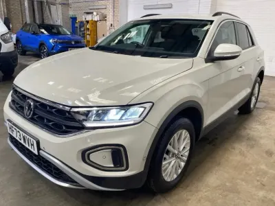 Used VW T-Roc Life 150 HP (110 kW) 2023 Grey SUV