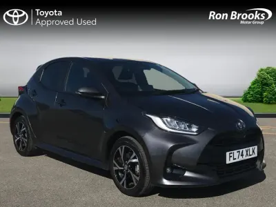 Second-hand Toyota Yaris Hybrid Design 2024 Gri Hatchback