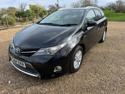 Usado Toyota Auris Hybrid