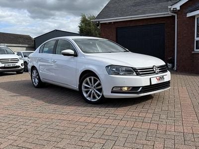 White Used 2014 VW Passat Executive Sedan | £6,975 (Expensive)