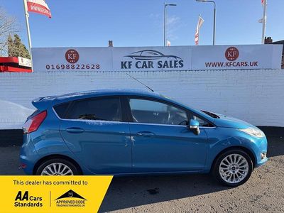 Blue Used 2013 Ford Fiesta Titanium Hatchback | £5,595 (Fair price)
