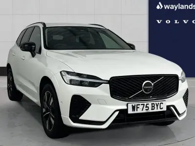 Begagnad Volvo XC60 Plus 247 HK (181 kW) 2025 Vit SUV