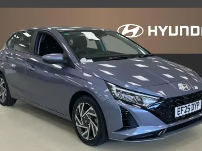 Begagnad Hyundai i20 Advanced 101 HK (74 kW) 2025 Blå Halvkombi