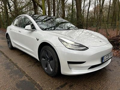 White Used 2020 Tesla Model 3 Standard Range Sedan | £11,995 (Fair price)