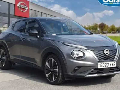 Gebraucht Nissan Juke Tekna+ 143 PS (105 kW) 2023 Grau SUV