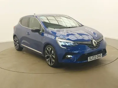 Begagnad Renault Clio V Techno 145 HK (106 kW) 2023 Blå Halvkombi