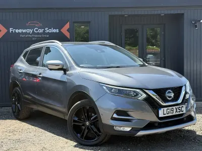 Used Nissan Qashqai N-Motion 140 HP (102 kW) 2019 Grey SUV