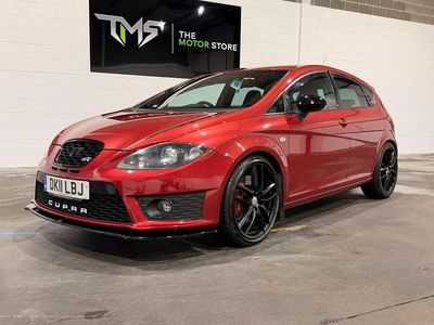 Used Seat Leon CUPRA 265 HP (194 kW) 2011 Red Hatchback