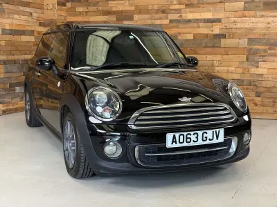 Used Mini Cooper 89 kW (122 HP) 2025 Black Hatchback