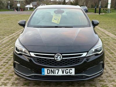 Used Vauxhall Astra SRi 150 HP (110 kW) 2017 Black Hatchback