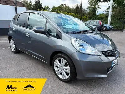 Second-hand Honda Jazz ES 99 CP (72 kW) 2014 Gri Hatchback