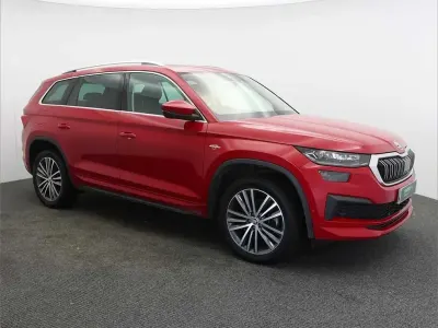 Used Skoda Kodiaq LAURIN & KLEMENT 187 HP (137 kW) 2022 Red SUV