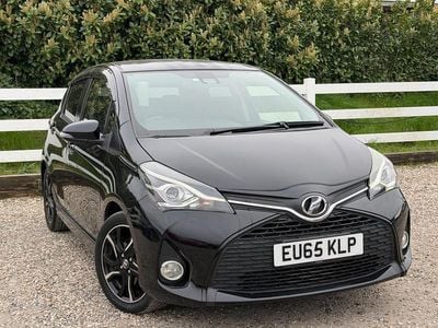 Używany Toyota Yaris 2025 Czarny Hatchback