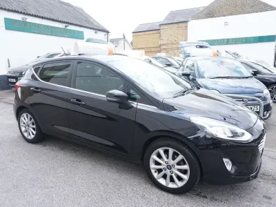 Used Ford Fiesta Titanium 100 HP (73 kW) 2020 Black Hatchback