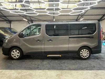 Gebraucht Renault Trafic Business 2017 Grau Van / Kleinbus