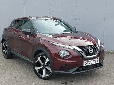 Used Nissan Juke Tekna+ 114 HP (83 kW) 2023 Red SUV