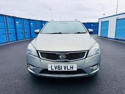 Used Kia Ceed 2011 Silver Hatchback